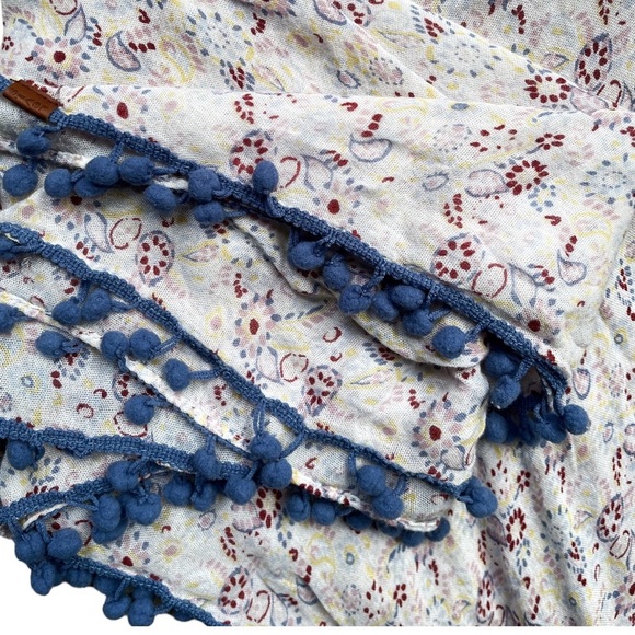 Levi’s Floral Cotton Scarf / Sarong w/Blue Pom Poms, 42” sq - Picture 4 of 5
